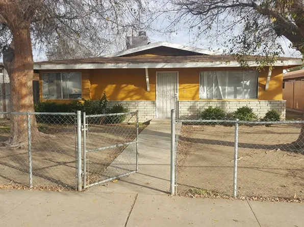 1012 Quincy St, Bakersfield, CA 93305