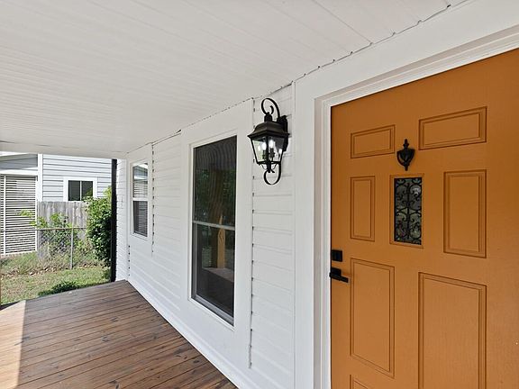 5th image of 2307 Harvard Ave