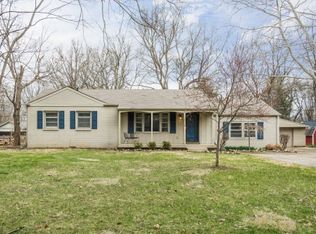 2836 Canterbury Ln, Indianapolis, IN