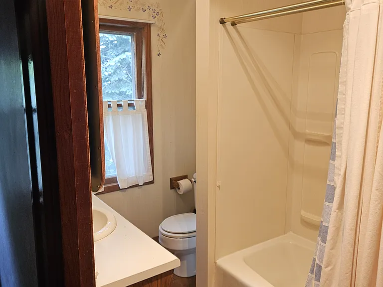 416 Hassan St SE — Photo 19