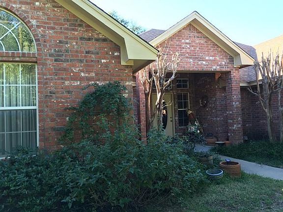 3rd image of 4108 Scenic Hill Ln