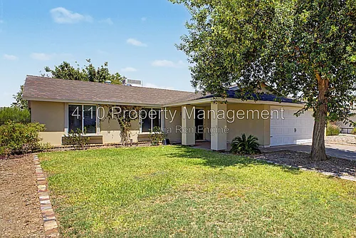 2104 N Comanche Dr Photo 1