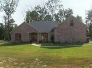 20704 La Rouge Ct, Livingston, LA 70754