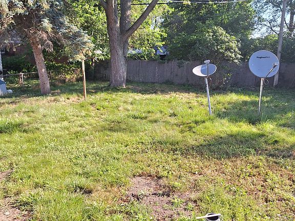 2nd image of 1425 Northwood Dr
