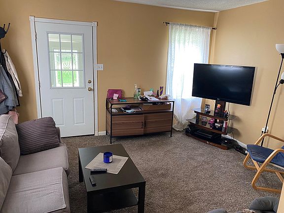 2nd image of 21448 Saint Francis St