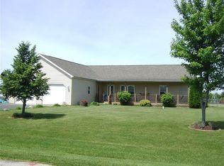 732 Belford Rd, Hebron, IN 46341