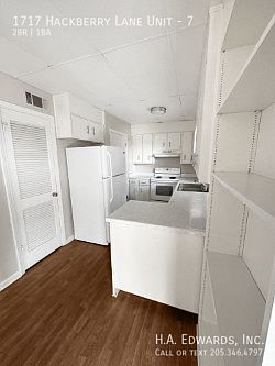 1st image of 1717 Hackberry Ln APT 7