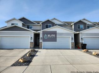 3331 Judy St, Ammon, ID 83406