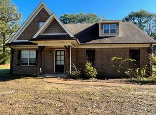 6900 Meadowbrook Ln, Olive Branch, MS 38654