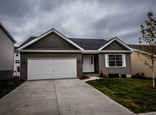 505 Pecan Bluffs Ct, Wentzville, MO 63385