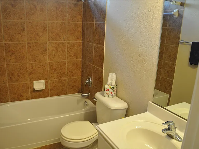2170 Brittany Colony Dr — Photo 16