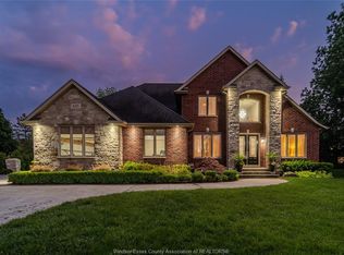 625 N Talbot Rd, Lasalle, ON N9H 2A8