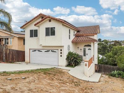 1215 Weaver St, San Diego, CA, 92114