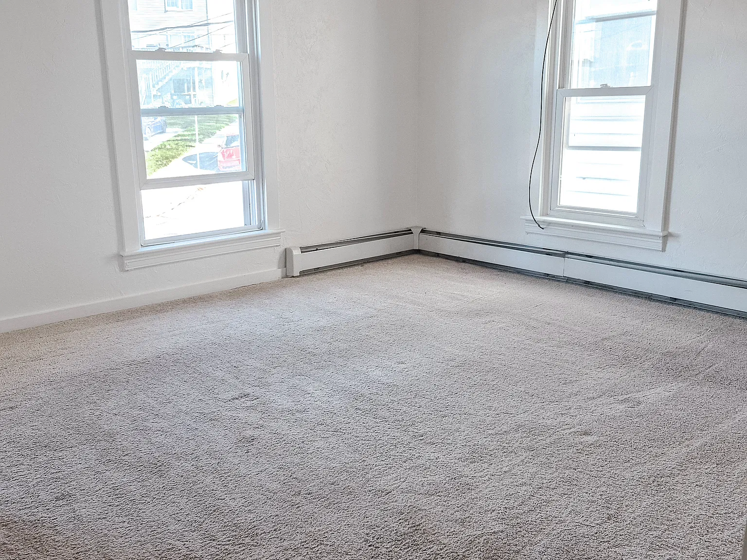 122 N Franklin St — Photo 4