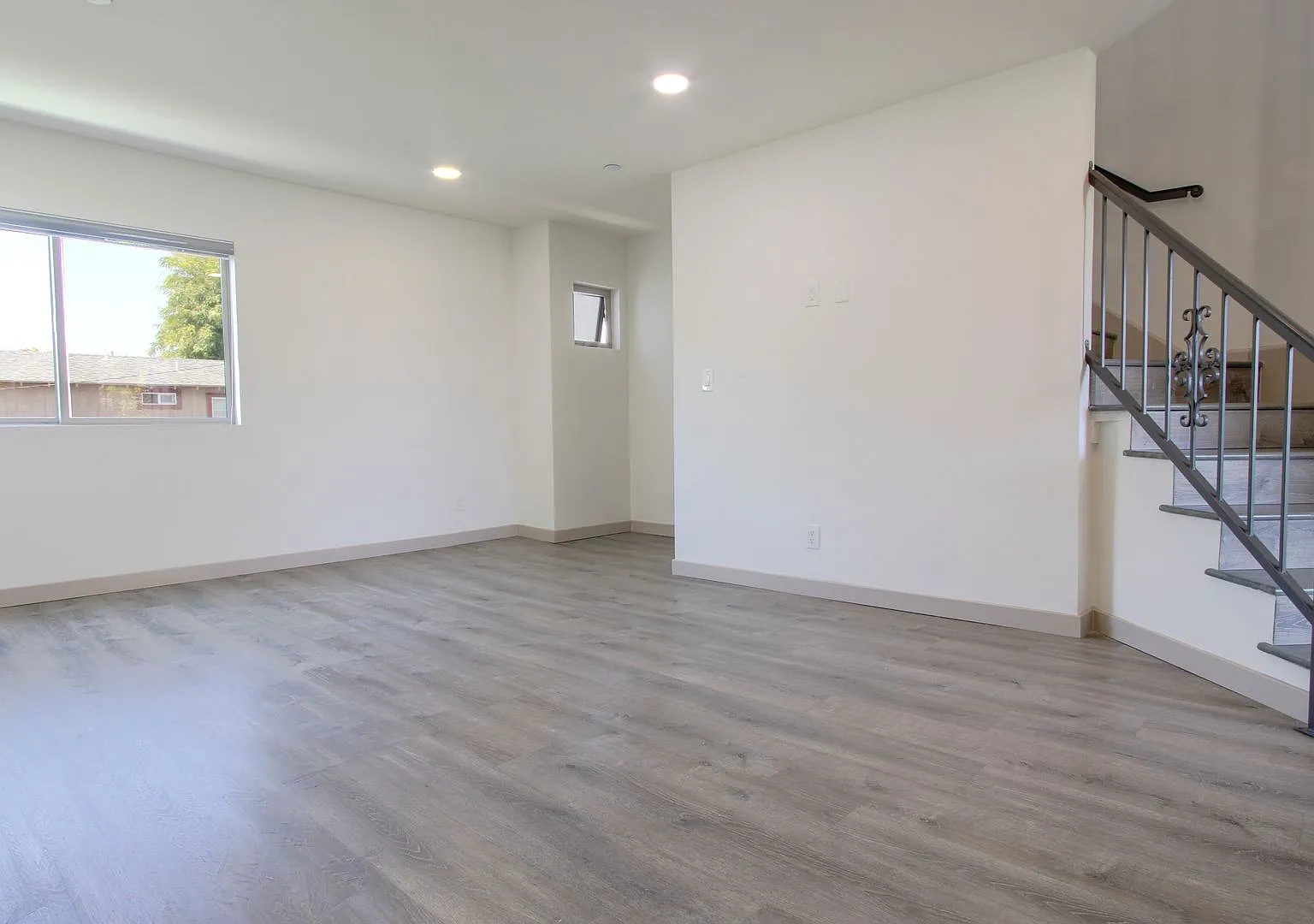 115 W. Cypress Street — Photo 2