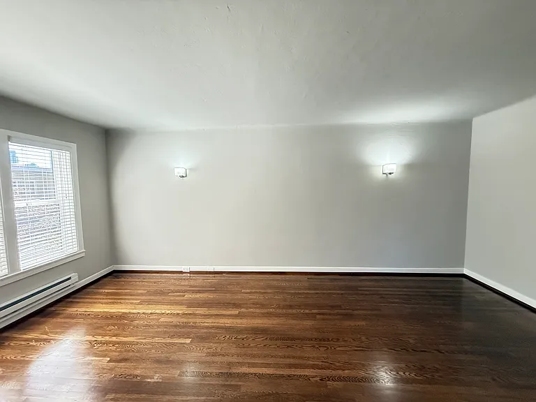 421 Summit Ave E #202 — Photo 16