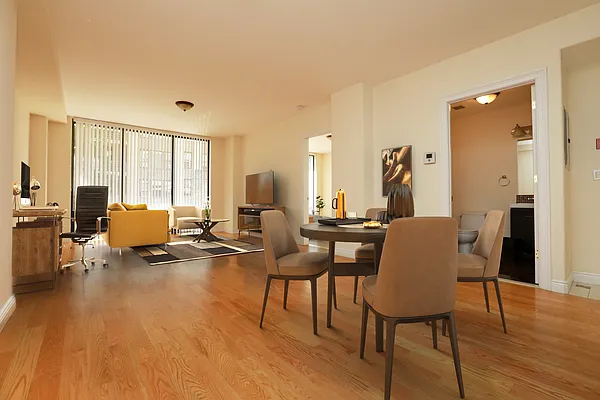 Rented by R New York | media 3