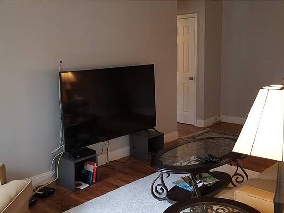 3rd image of 2453 Union Blvd APT 12B