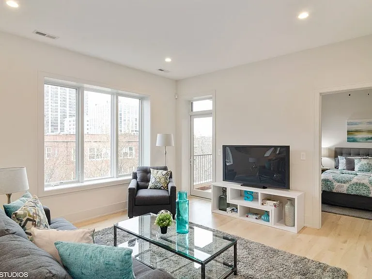 839 W Agatite Ave — Photo 6