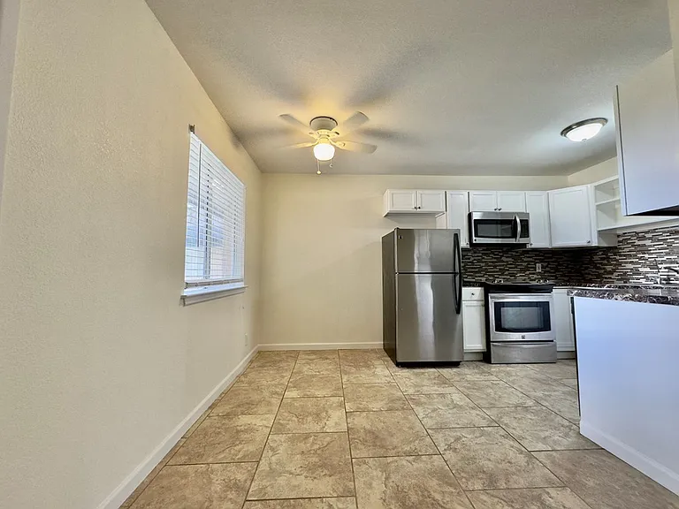 501 W Louisiana Ave #103 — Photo 4