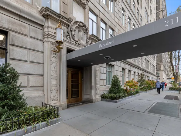 211 Central Park West 8E image 12 of 13