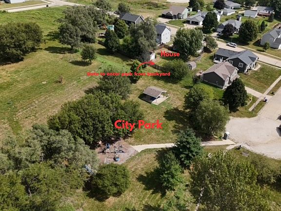 2nd image of 513 Park St