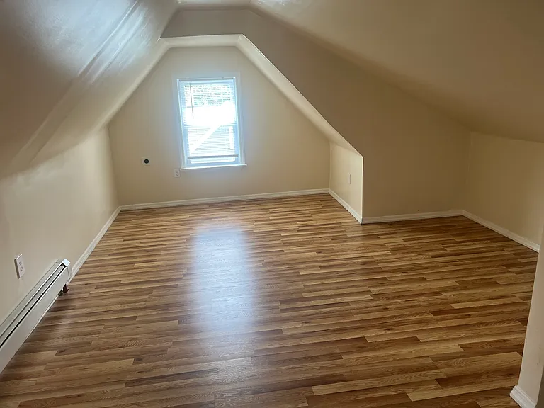 56 John Pl — Photo 10