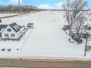 254 N Main St, BURLINGTON, IL 60109