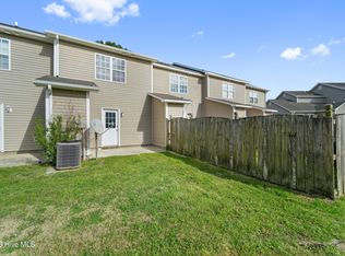 207 Pinegrove Court, Jacksonville, NC 28546