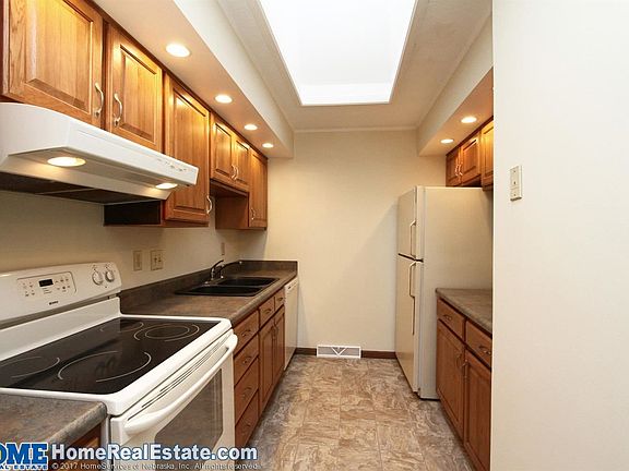 5th image of 7500 South St Unit 04