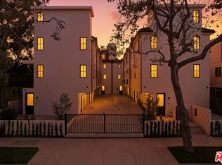 5536 Tova Rd, Van Nuys, CA 91411