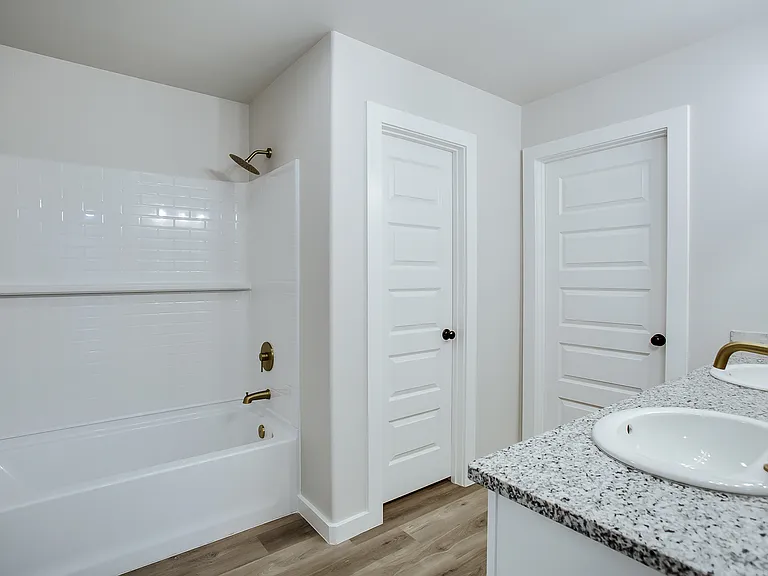 10512 Abbeville Ave — Photo 16