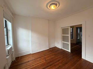 224 W 16th St #5D, New York, NY 10011
