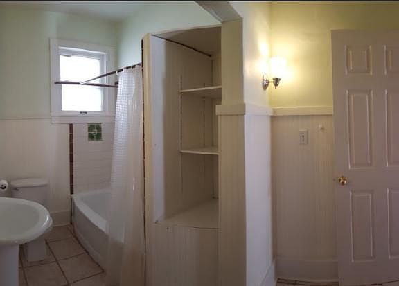 Front bathroom.