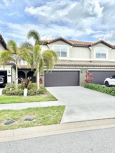 783 Simeon Dr Photo 1