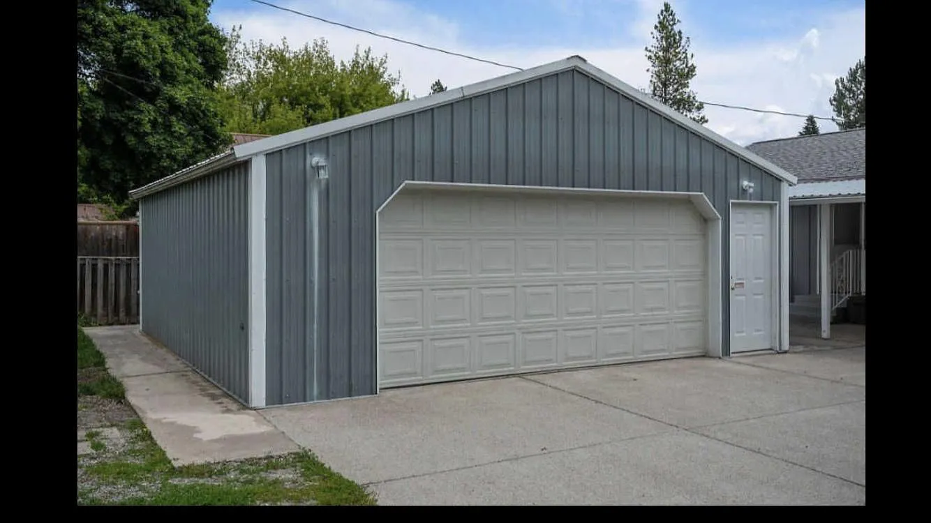 901 W Lacrosse Ave — Photo 4