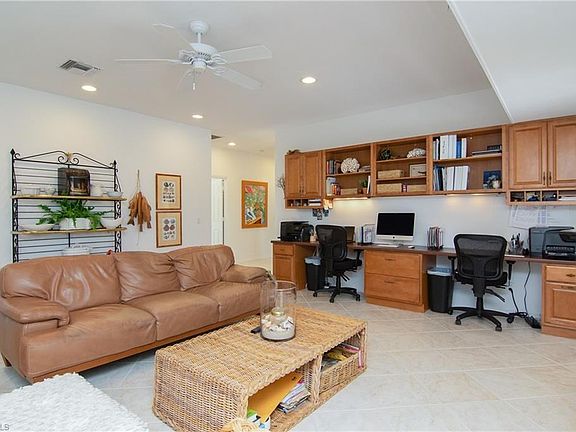 3rd image of 191 Lamplighter Dr