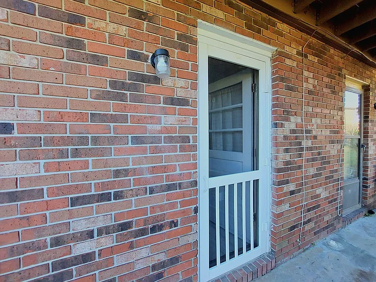 1920 E Edgewood Dr E #N7 — Photo 14
