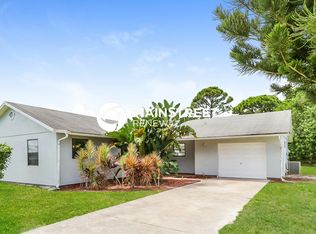 646 SW Byron St, Port Saint Lucie, FL 34983