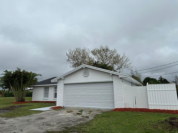 2nd image of 747 E Prima Vista Boulevard
