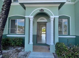 2740 SE 15th Rd #20, Homestead, FL 33035