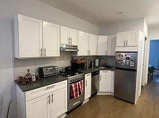 682 Sackett St #1L, Brooklyn, NY 11217