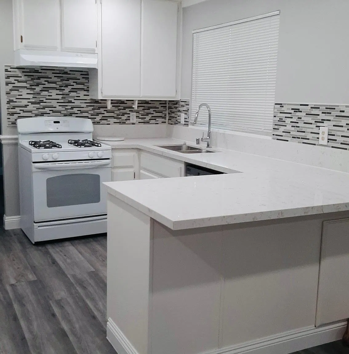 3 bed, 1597 sqft, $2,800 — Photo 2