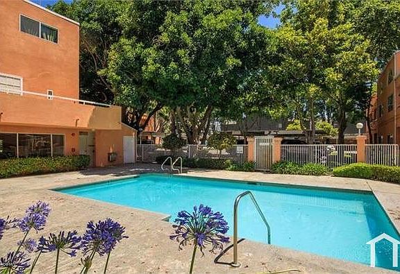 3rd image of 12601 Van Nuys Blvd Unit 217