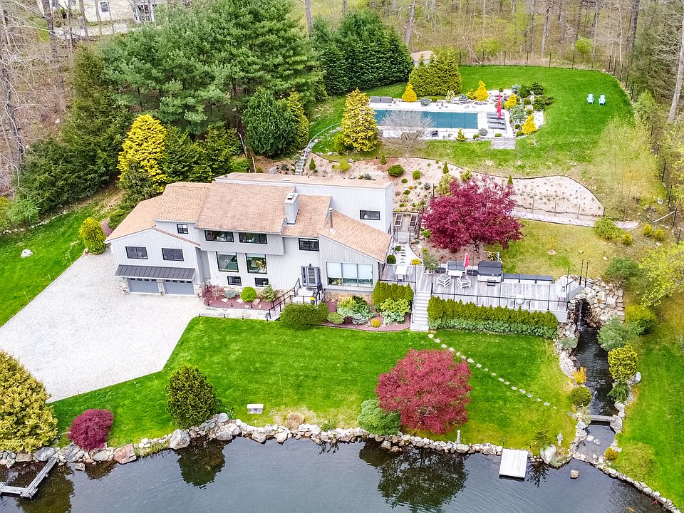 62 Bayberry Ln, Easton, CT 06612 MLS 24013997 Zillow