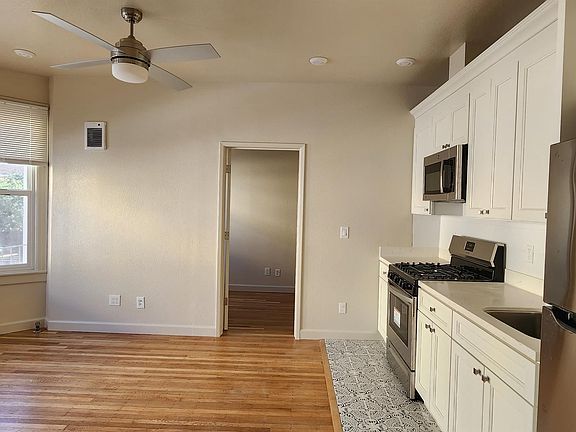 4th image of 1865 Euclid Ave #37