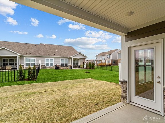 4th image of 1215 Coulee Ct #104