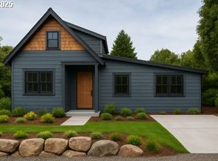 4194 SE View Acres Rd, Portland, OR 97267