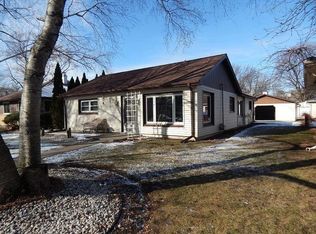 10436 W Fisher Pkwy, Milwaukee, WI 53226