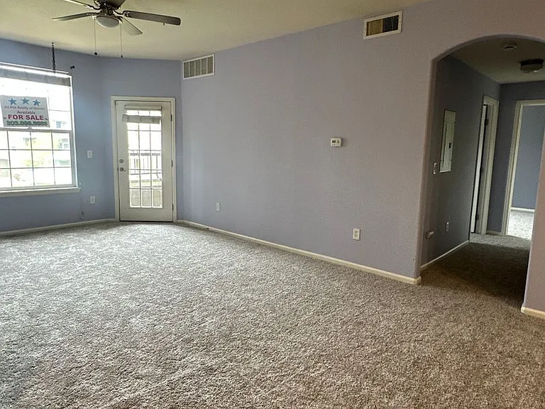 1425 Blue Sky Cir #15-204 — Photo 3